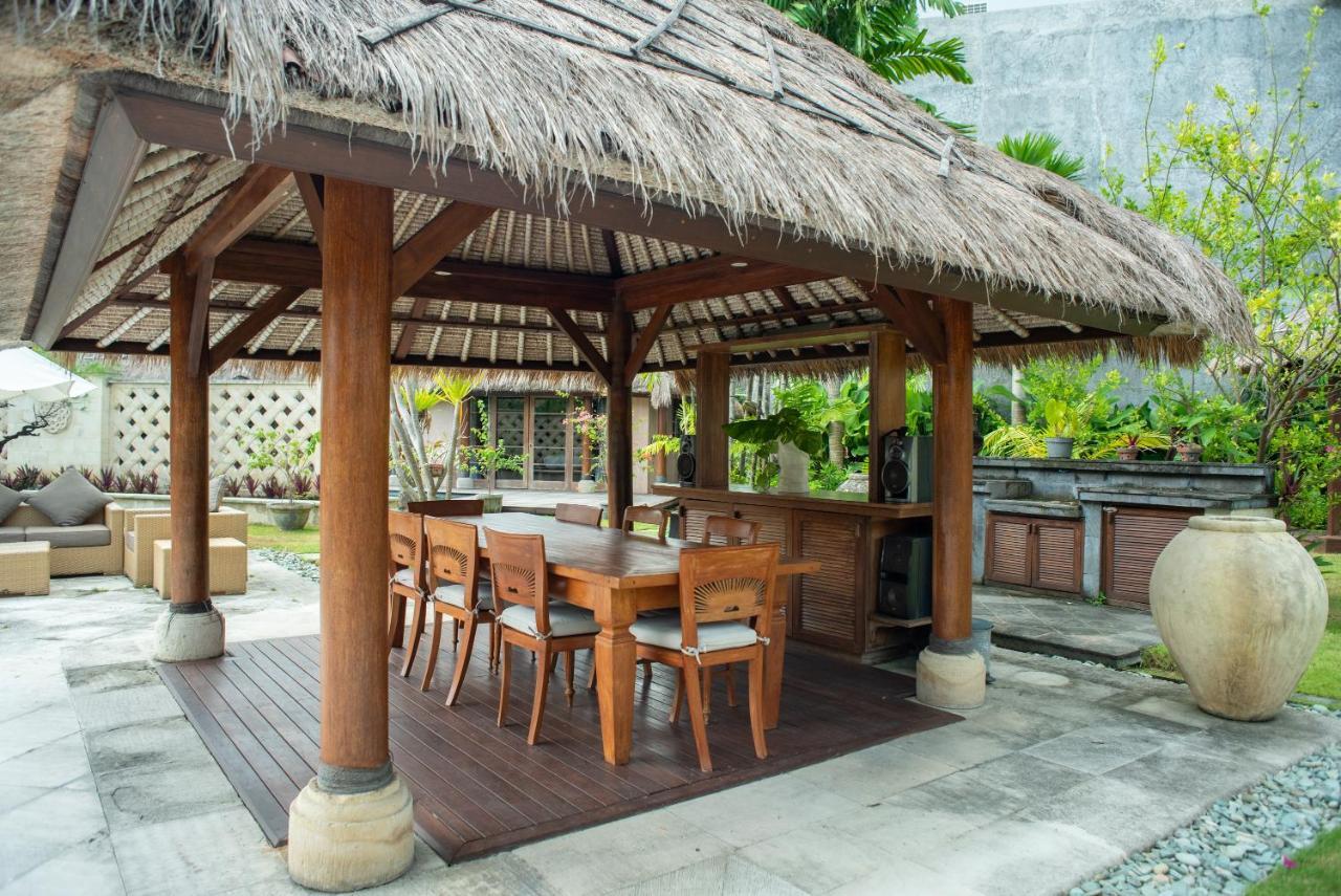 Sienna Villas - CHSE Certified Seminyak Exteriör bild