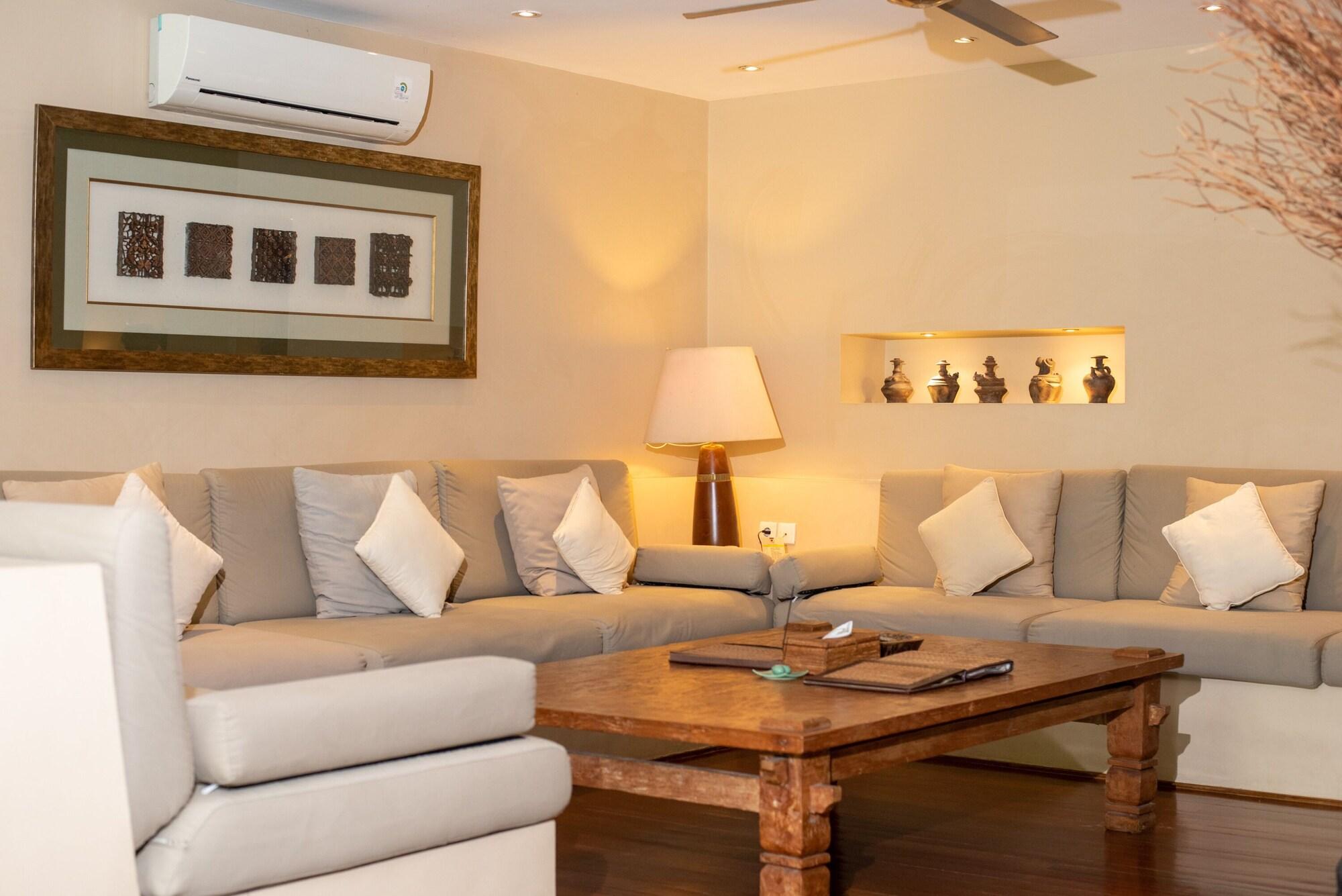 Sienna Villas - CHSE Certified Seminyak Exteriör bild
